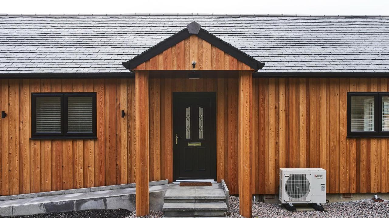 Shoreland Lodges - Cherry Lodge ฟอร์ตออกัสตัส ภายนอก รูปภาพ