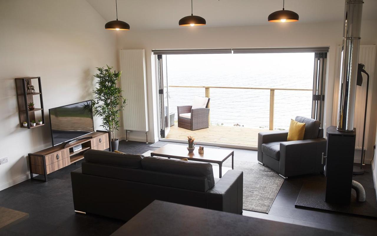Shoreland Lodges - Cherry Lodge ฟอร์ตออกัสตัส ภายนอก รูปภาพ