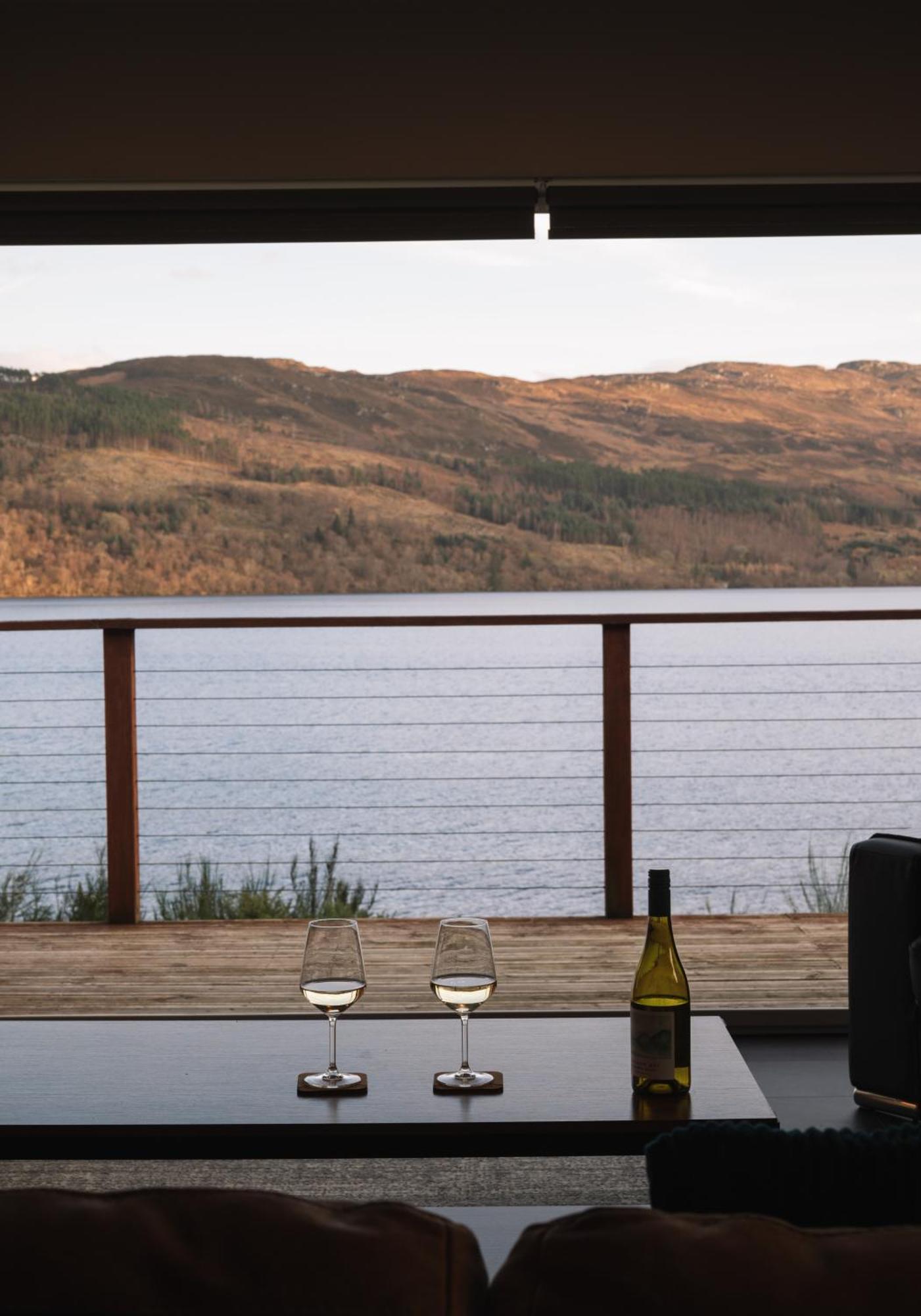 Shoreland Lodges - Cherry Lodge ฟอร์ตออกัสตัส ภายนอก รูปภาพ