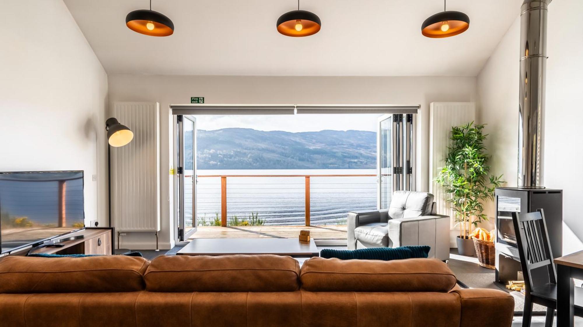 Shoreland Lodges - Cherry Lodge ฟอร์ตออกัสตัส ภายนอก รูปภาพ